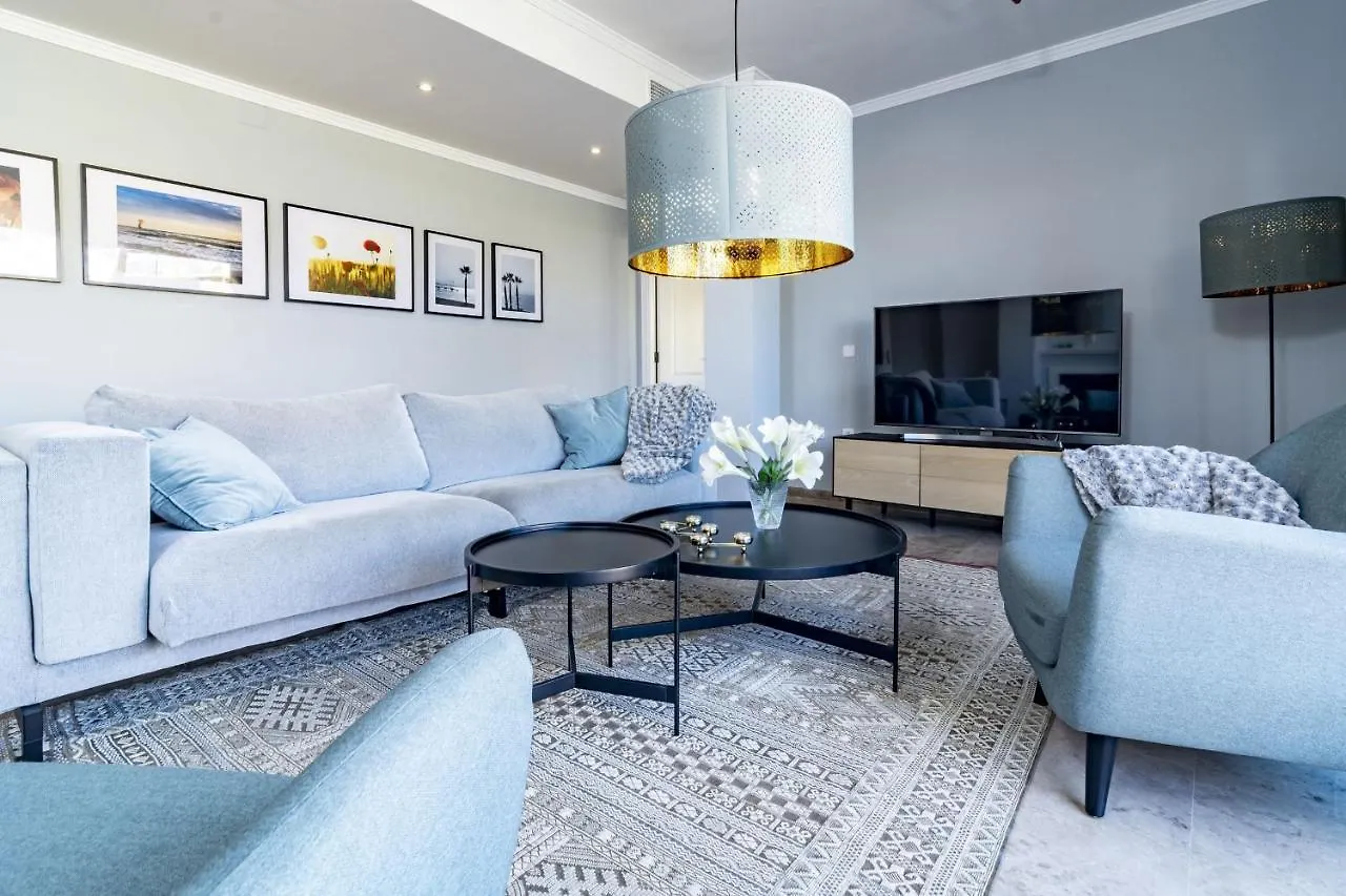 Apartment La-Beautiful 3 Bedroom Penthouse Close To Sea Marbella